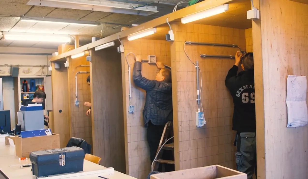 Installateur(trice) électricien(ne) résidentiel(le), industriel(le) et tertiaire — photo 2